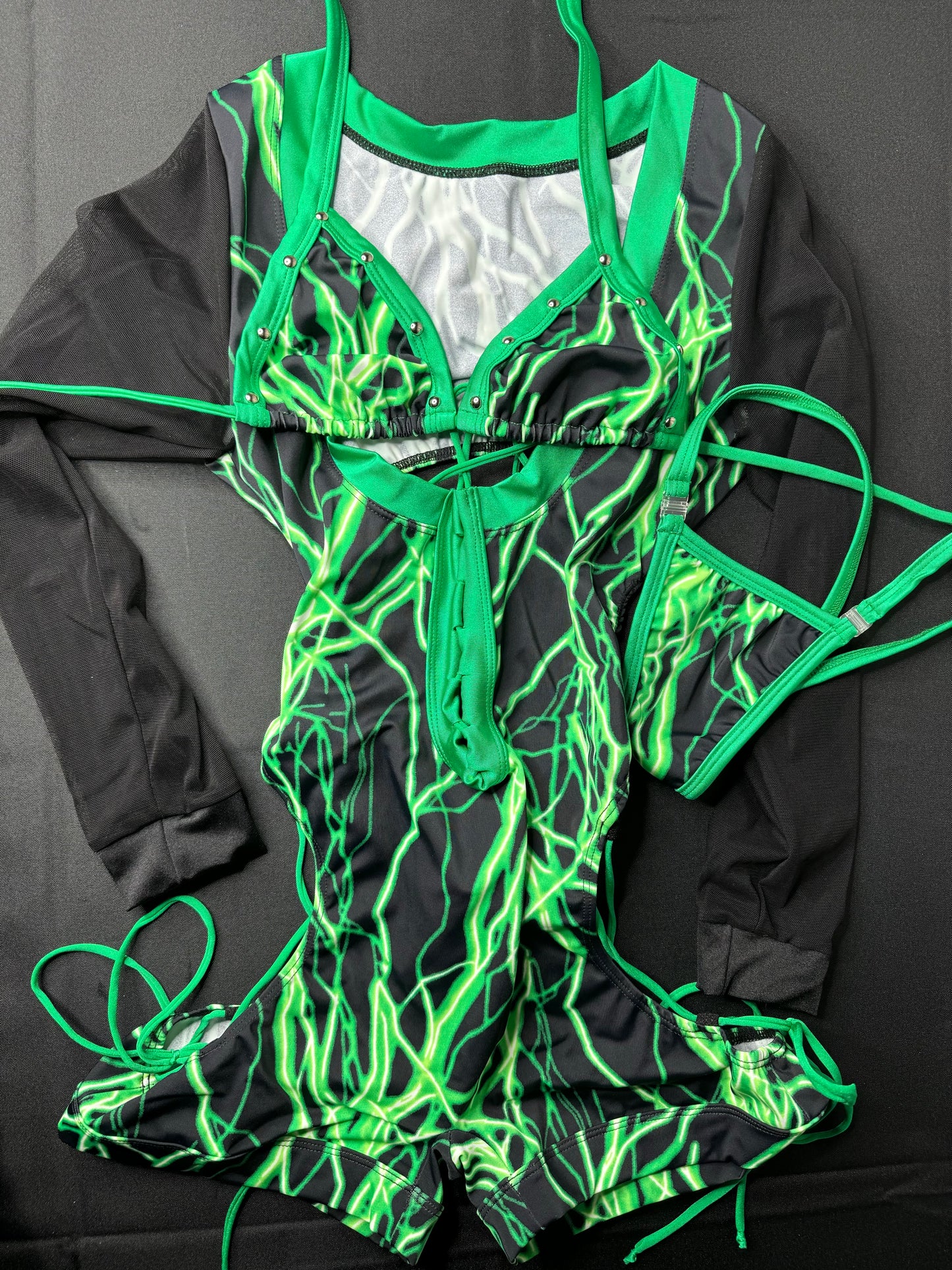 Green Lightning/Black Bartender Outfit