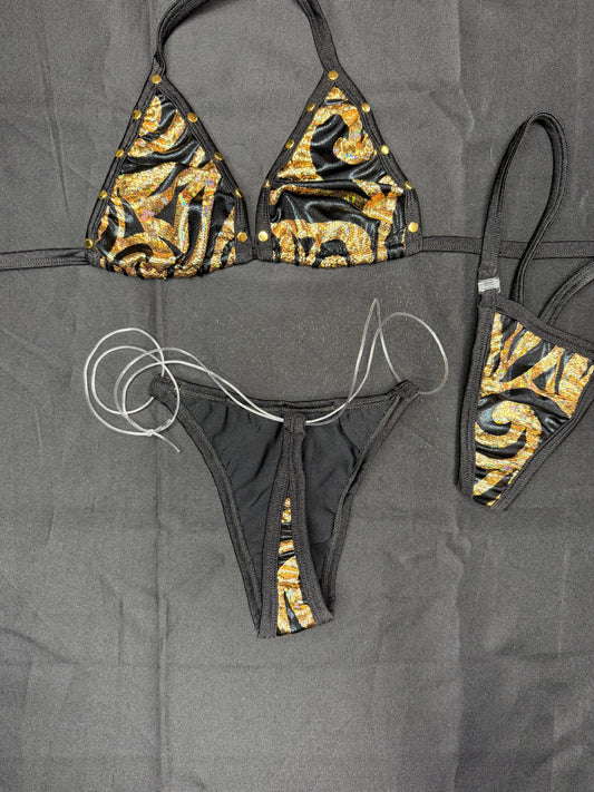 Black/Gold Spandex Two-Piece Lingerie Outfit