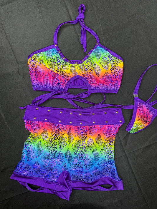 Rainbow Animal Print Sports Bra/Ripped Back Shorts Two-Piece Lingerie Outfit