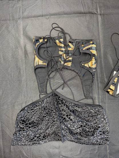 Gold/Black Spandex One-Piece Lingerie Outfit