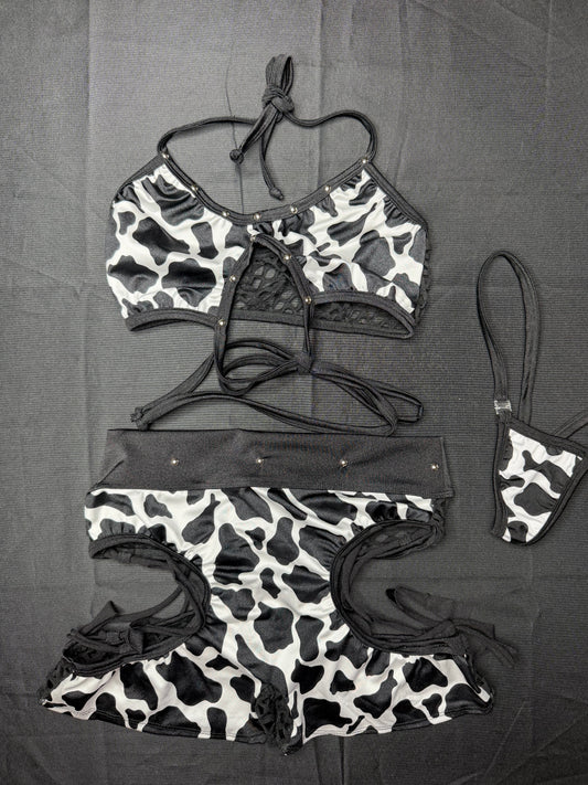 Cow Print/Black SpandexSports Bra/Shorts Two-Piece Lingerie Outfit
