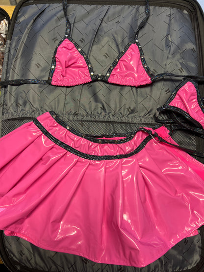 stripping outfits/exotic dance wear