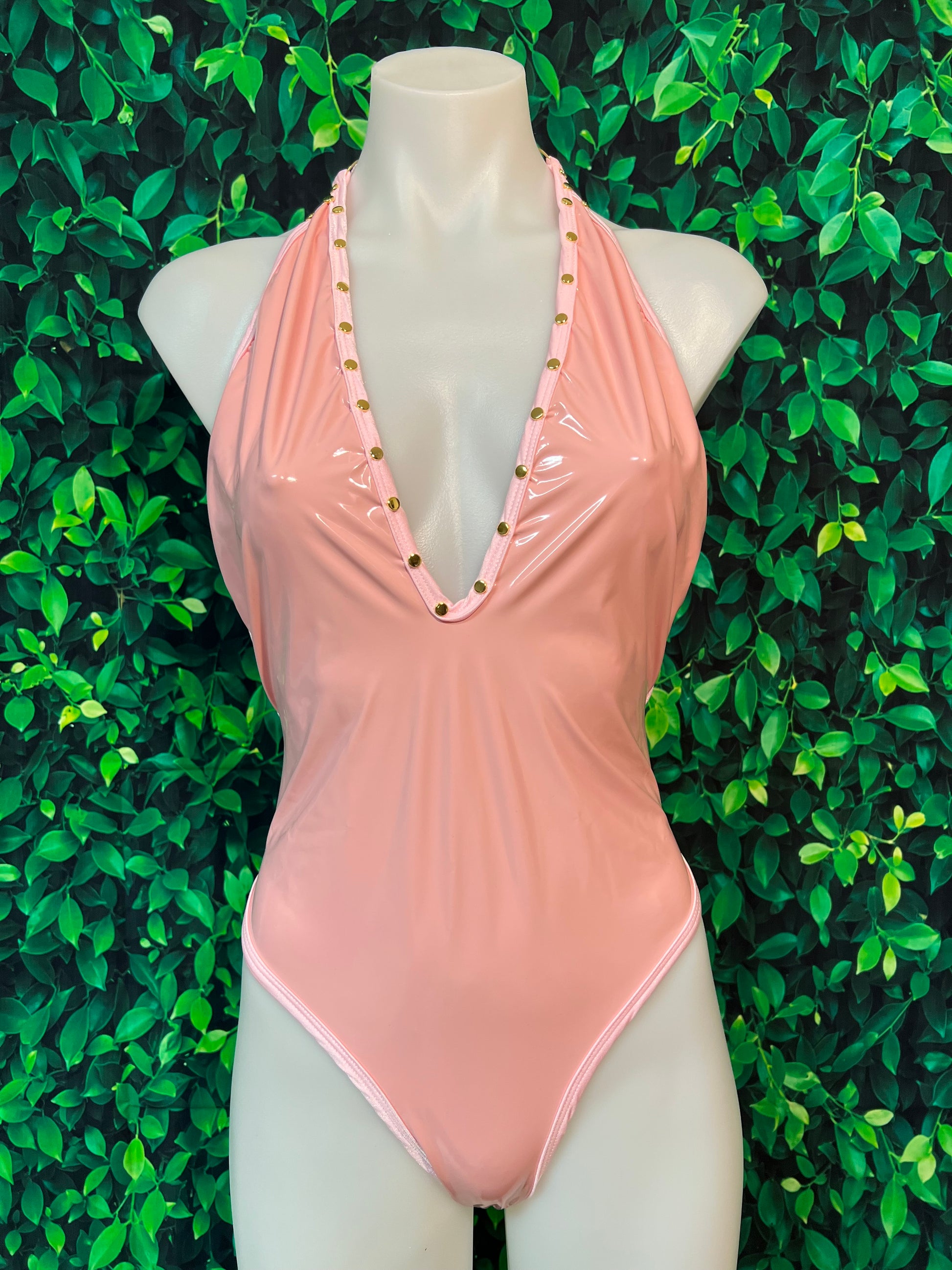 stripping outfits/exotic dance wear